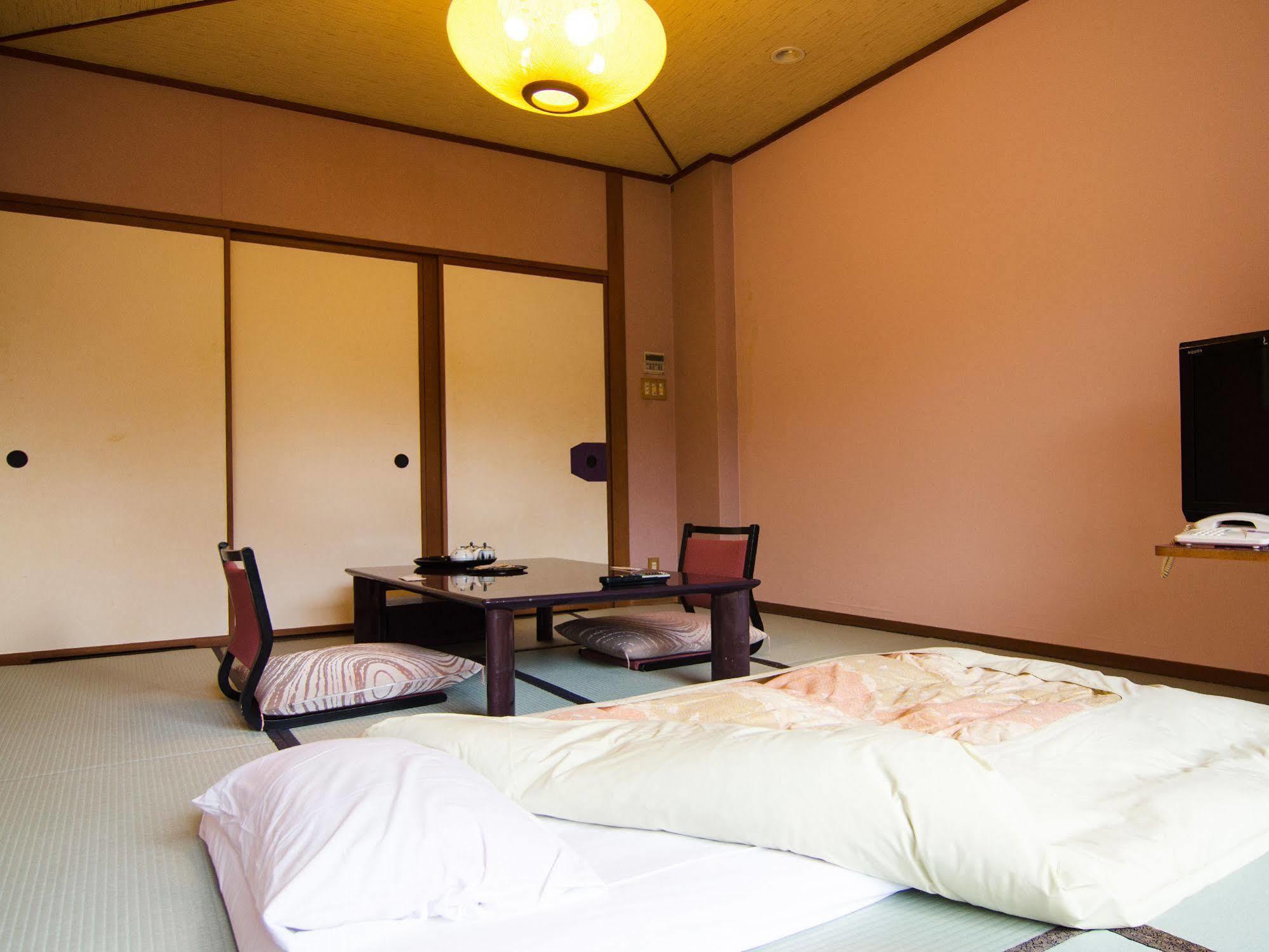 Hotel Musashiya Hakone Buitenkant foto